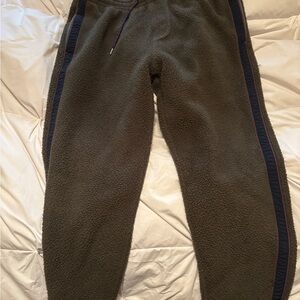 Abercrombie Men's Green Fleece Pants very warm